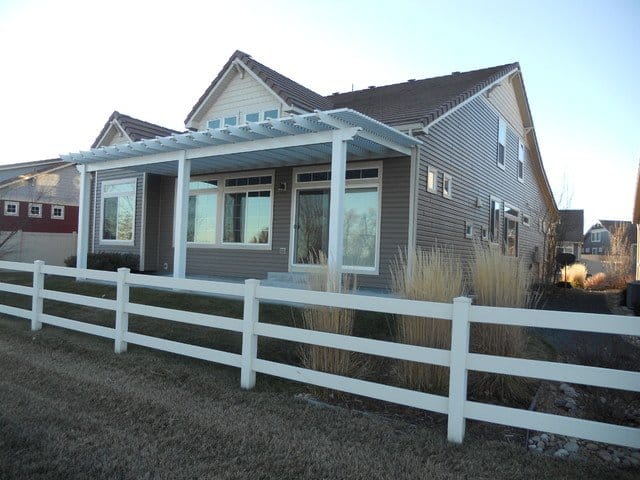 ron-n-pergola